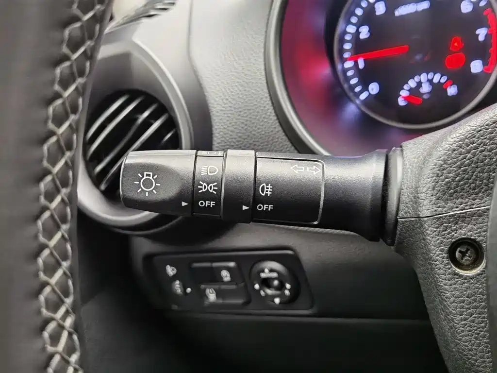 Kia KX1 2019 — фото 21