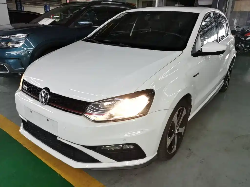 Volkswagen Polo 2016