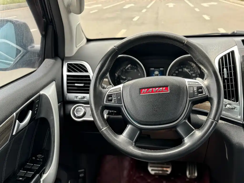 Haval H9 2015 — фото 11