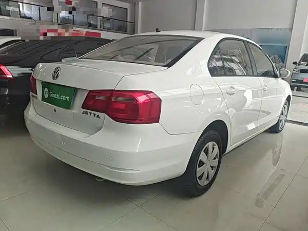 Volkswagen Jetta 2015