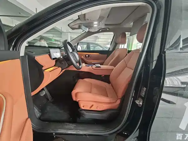 Leapmotor C16 2025