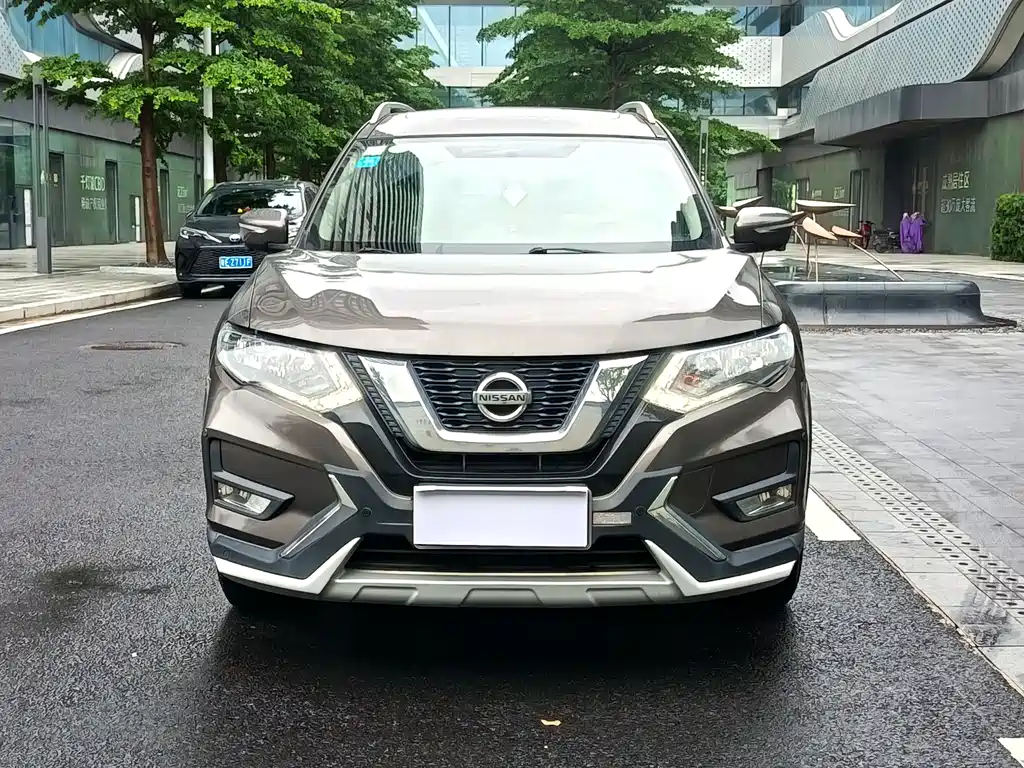 Nissan X-Trail 2018 — фото 2