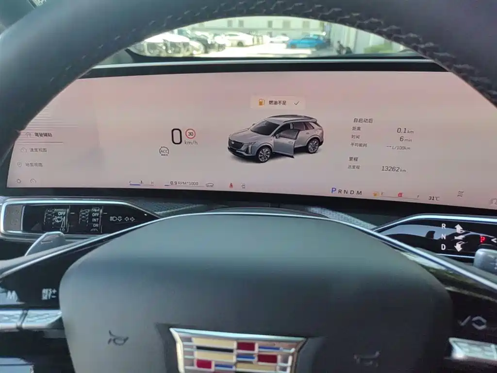 Cadillac XT5 2025 — фото 18