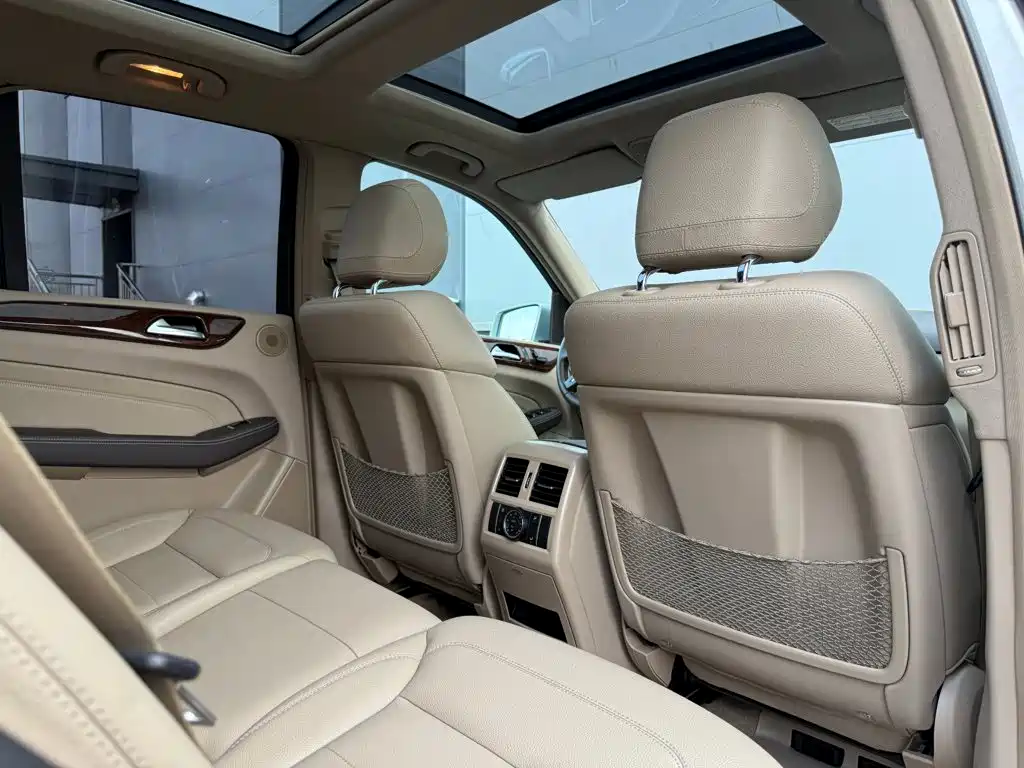 Mercedes-Benz M-Class 2012 — фото 23