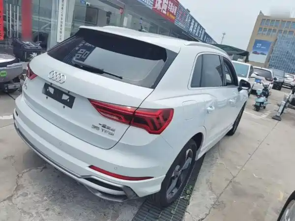 Audi Q3 2023