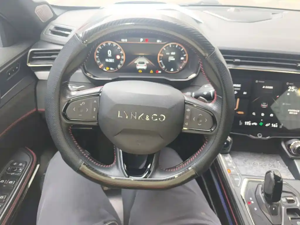 Lynk & Co 05 2021