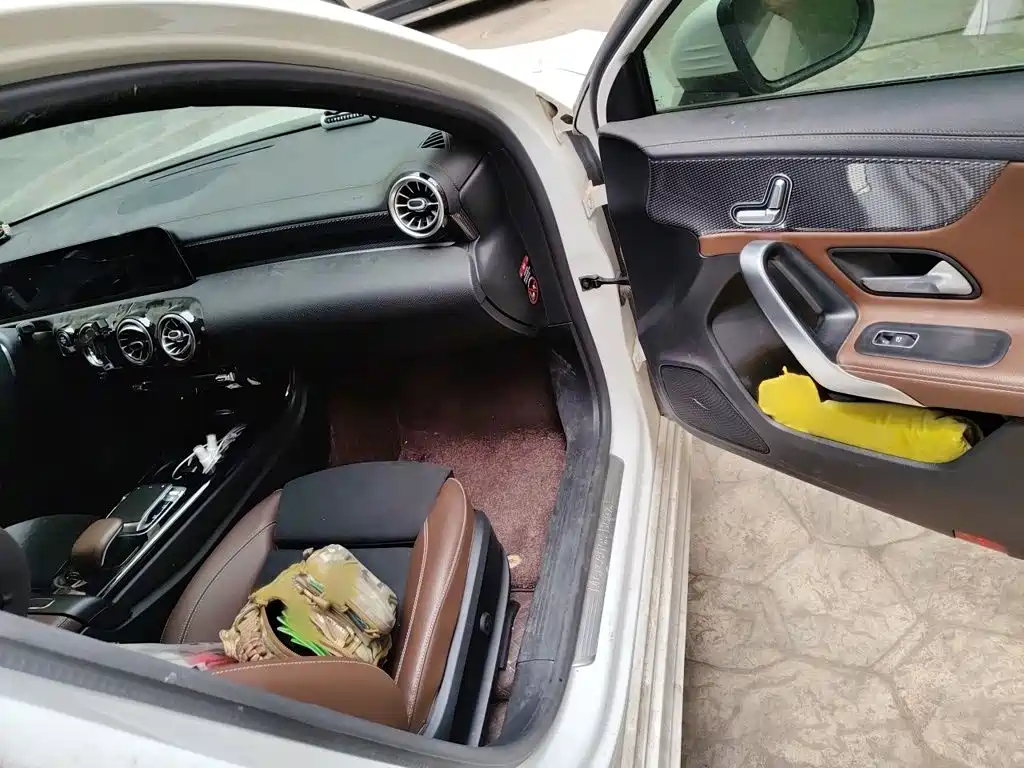 Mercedes-Benz A-Class 2020 — фото 20