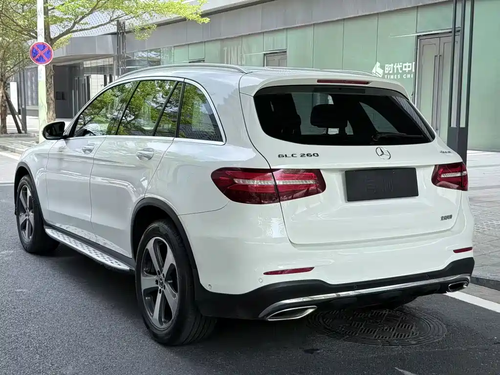 Mercedes-Benz GLC 2017 — фото 10