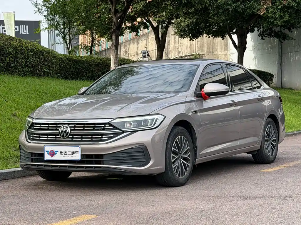 Volkswagen Sagitar 2022