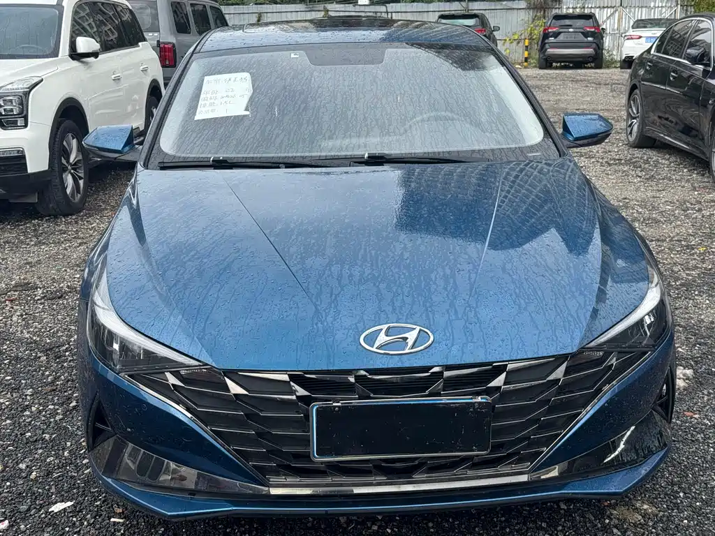 Hyundai Elantra 2022 — фото 3