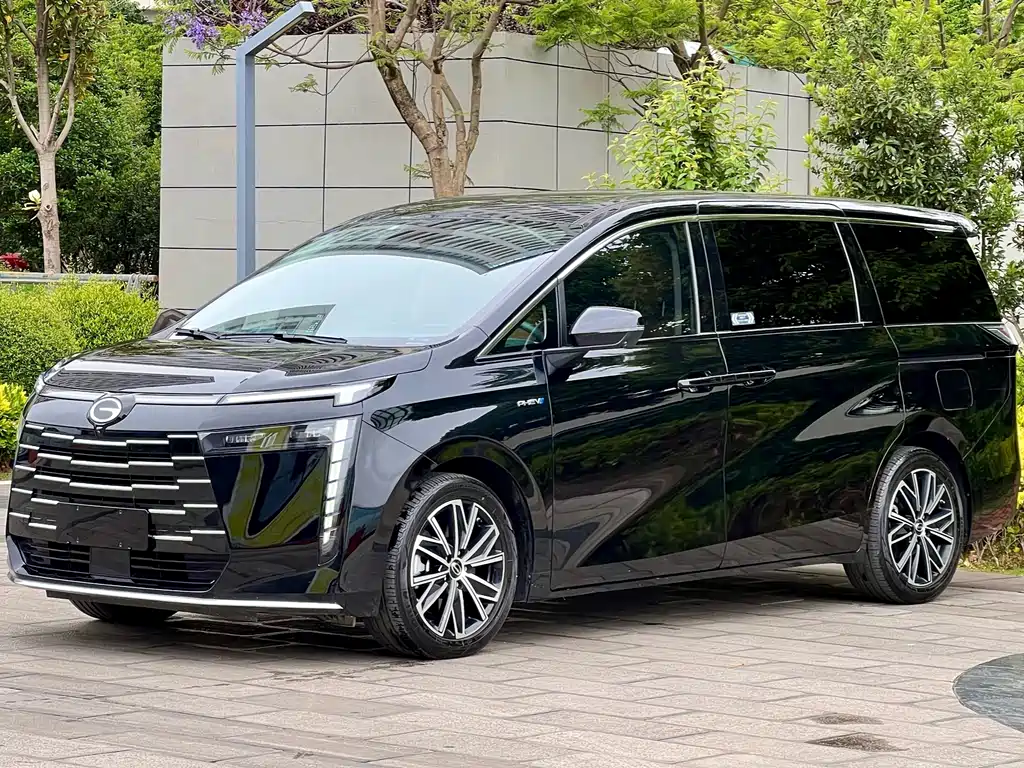 GAC Motor Trumpchi E8 2024 — фото 1