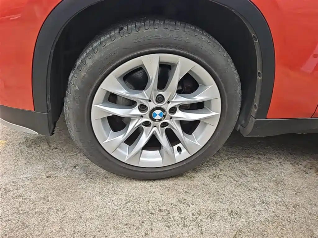 BMW X1 2015 — фото 23