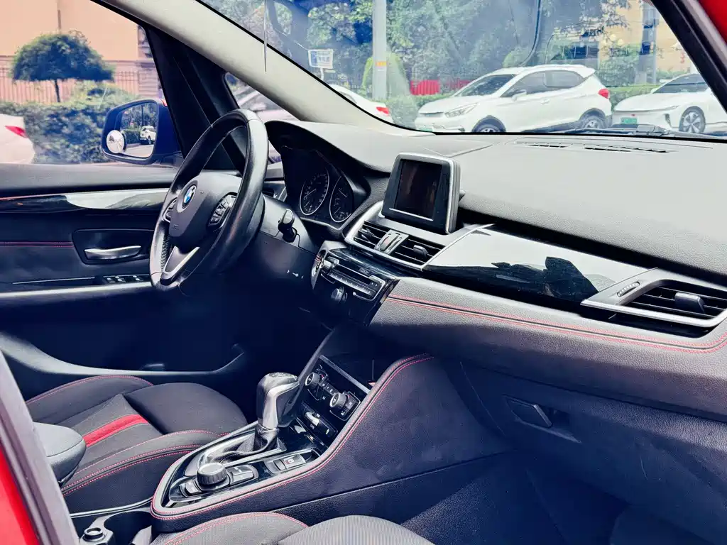 BMW 2 Series Gran Tourer 2015 — фото 10
