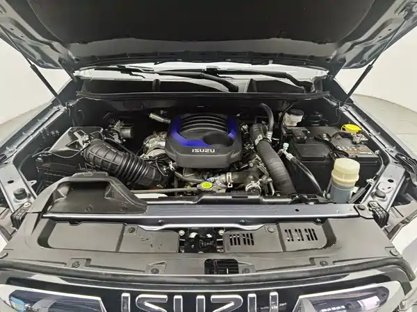 Isuzu D-MAX 2022