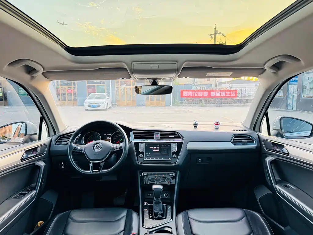 Volkswagen Tiguan L 2018 — фото 6