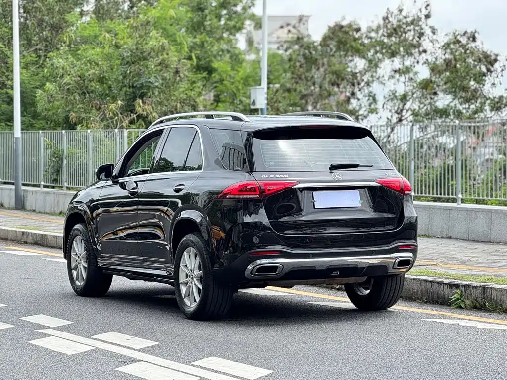 Mercedes-Benz GLE 2021 — фото 4