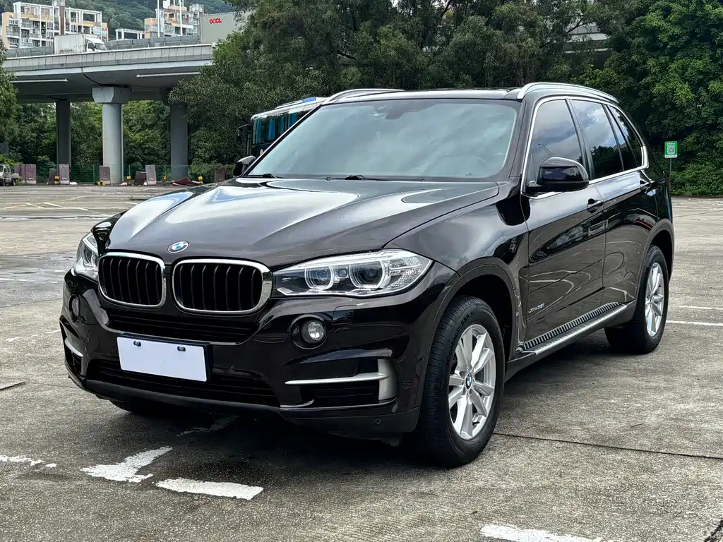 BMW X5 2015 — фото 1