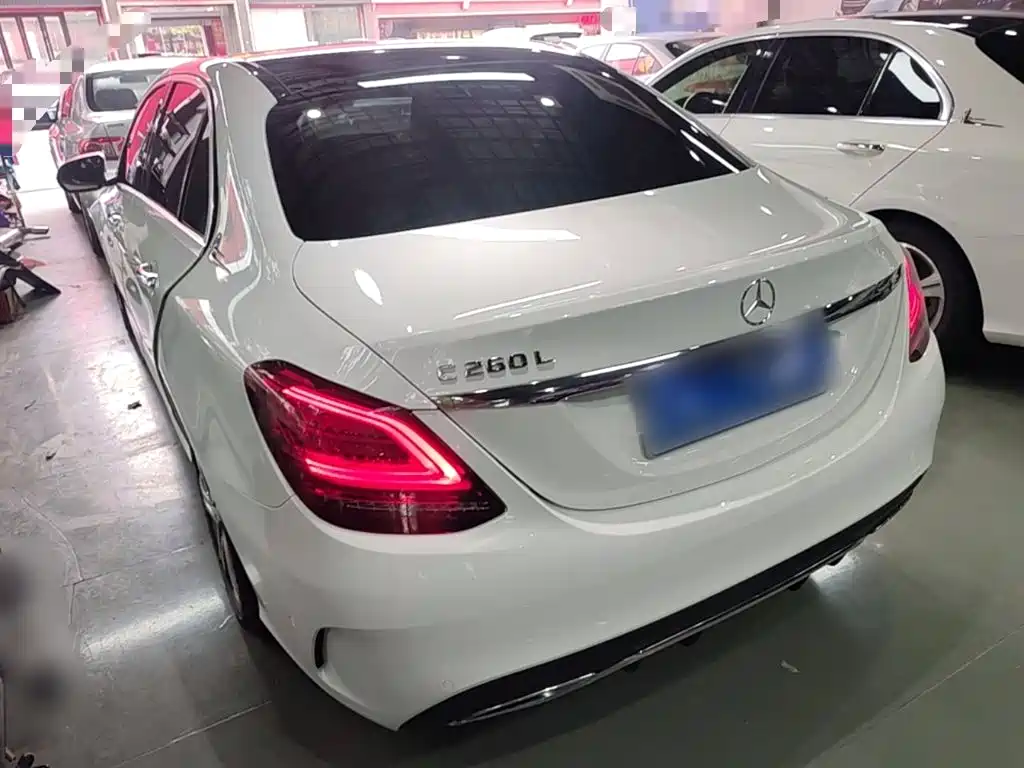 Mercedes-Benz C-Class 2020