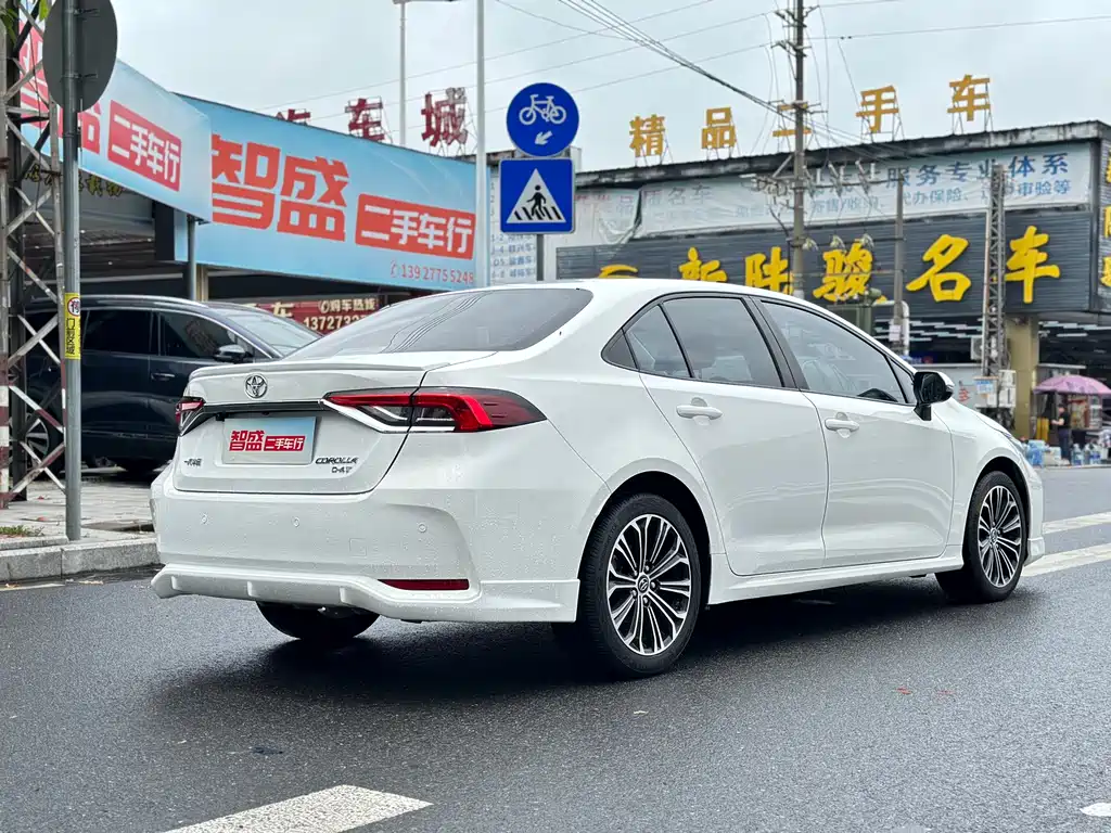 Toyota Corolla 2020 — фото 4