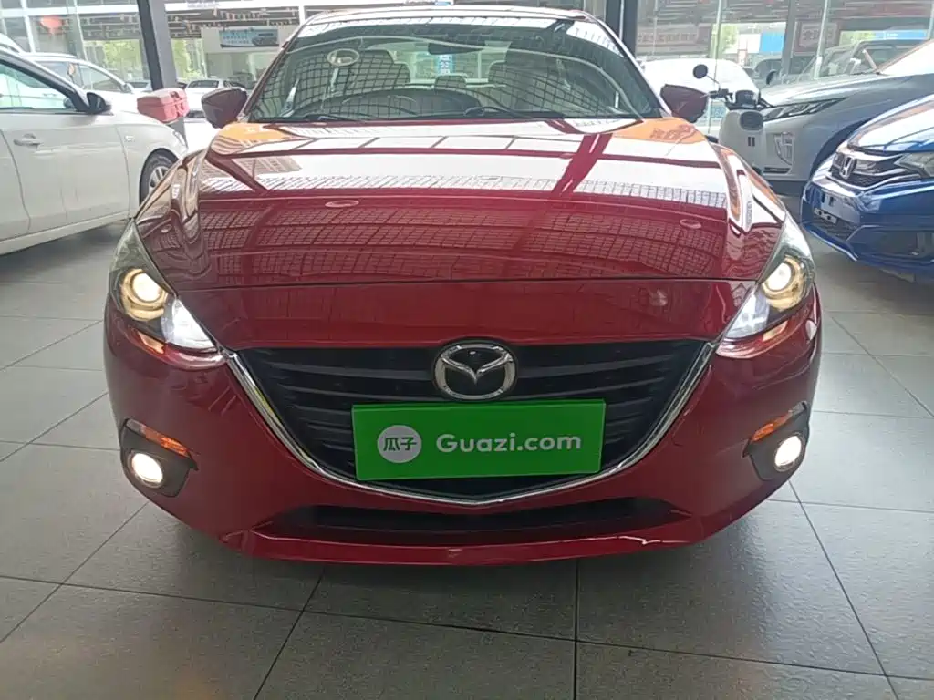 Mazda 3 Angkesela 2014