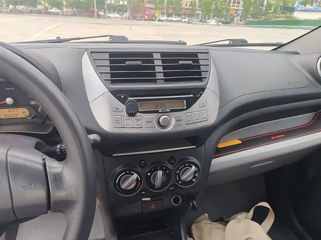 Suzuki Alto 2014 — фото 13