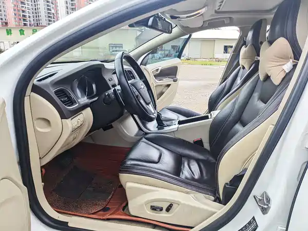 Volvo S60 2014