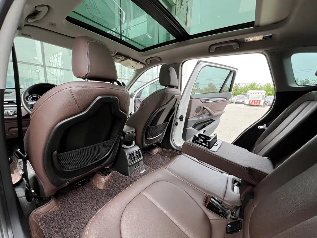 BMW X1 2020 — фото 11