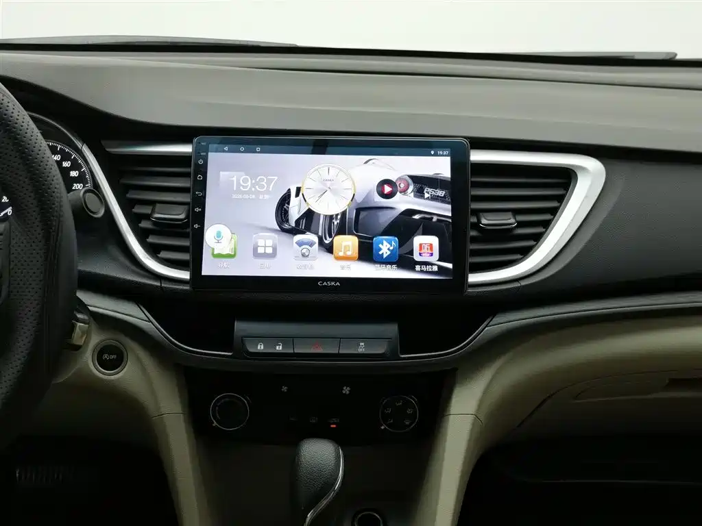 Buick Excelle 2017 — фото 12