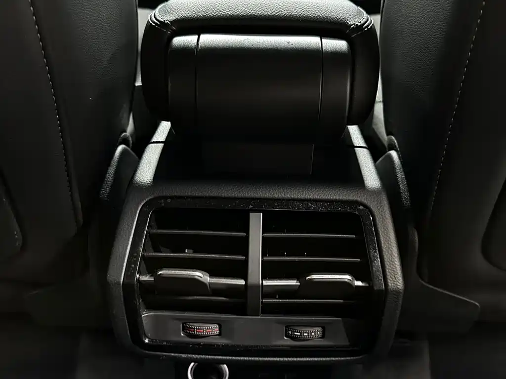 Audi Q3 2022 — фото 14