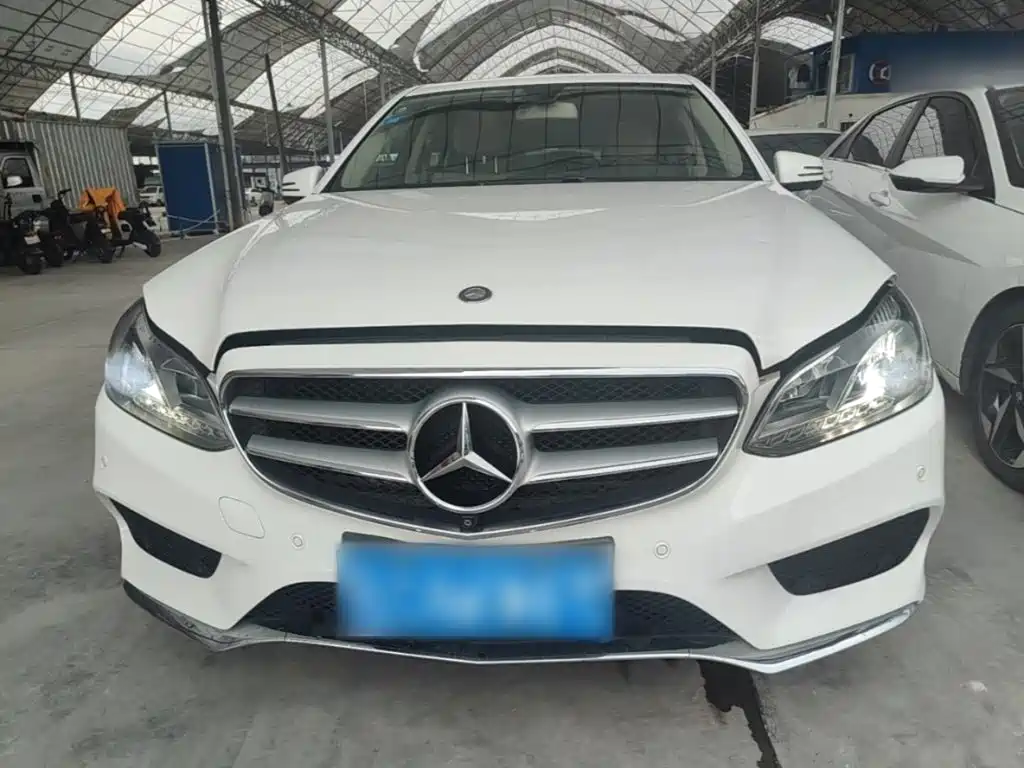 Mercedes-Benz E-Class 2015