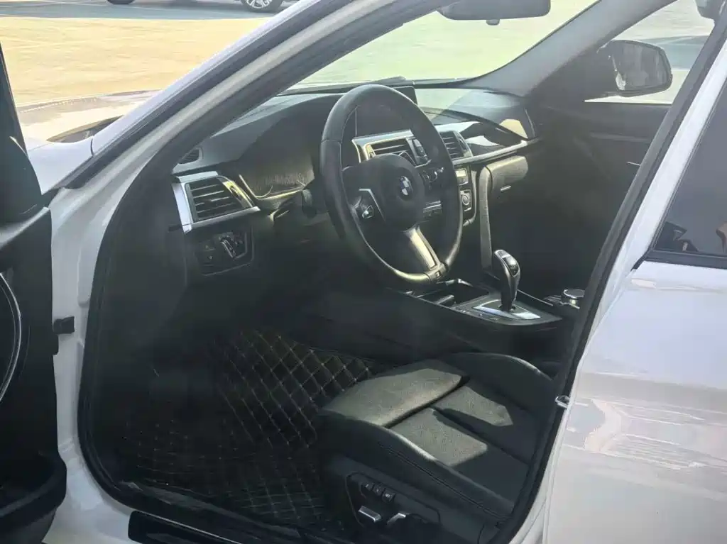 BMW 3 Series 2019