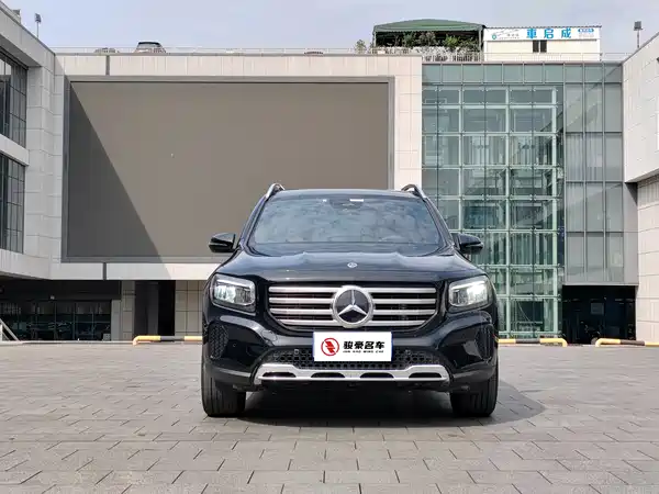 Mercedes-Benz GLB 2024