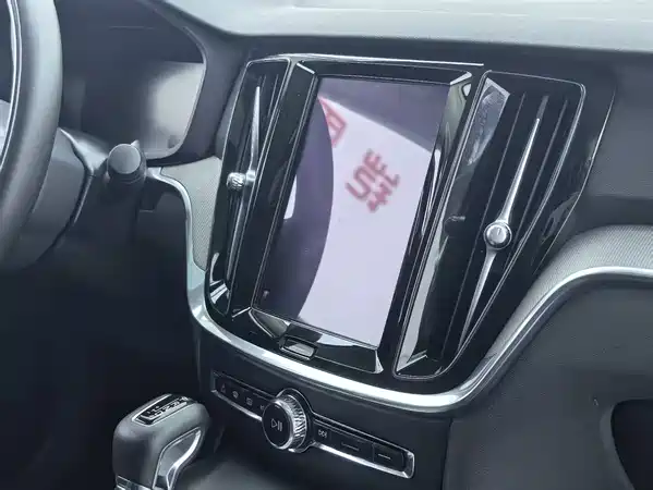 Volvo S60 2021