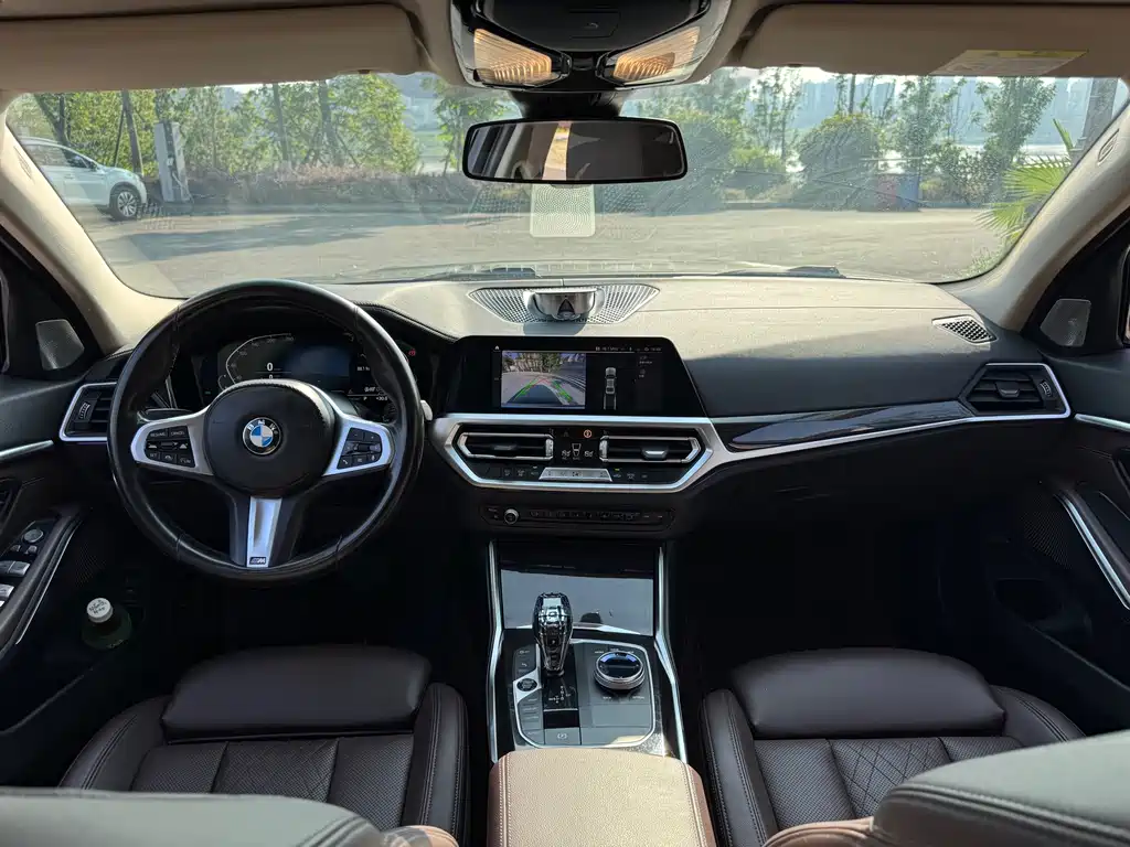 BMW 3 Series 2021