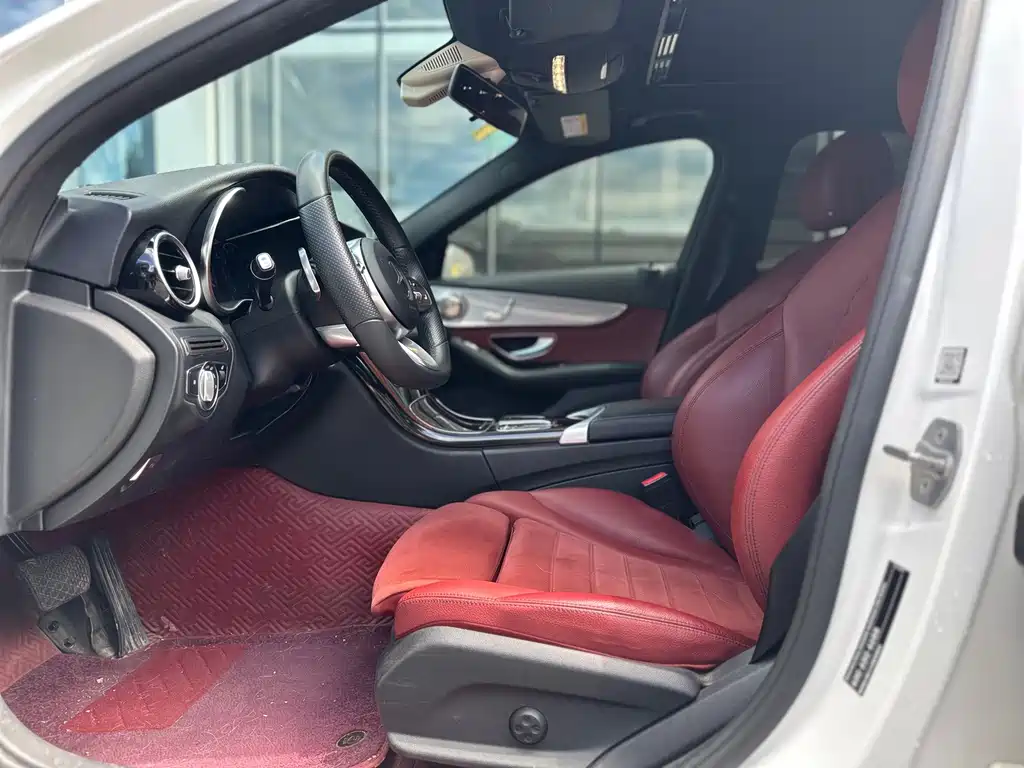 Mercedes-Benz C-Class 2020 — фото 7