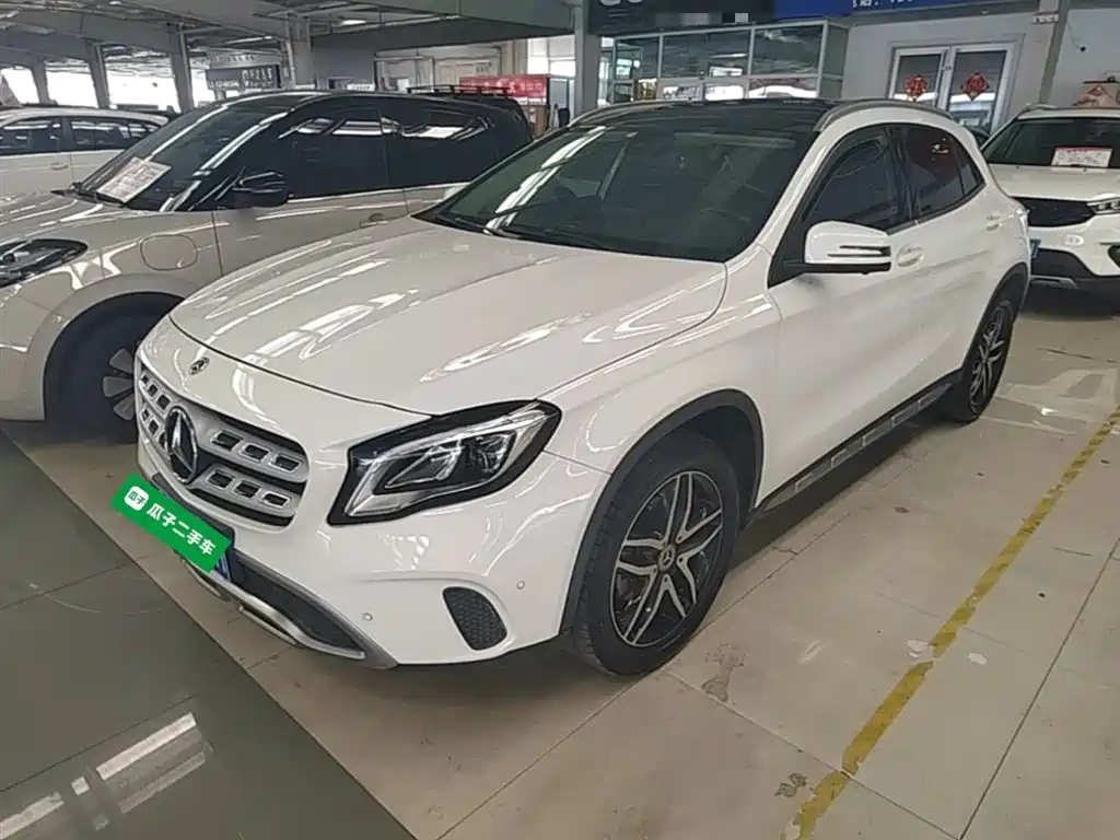 Mercedes-Benz GLA 2017 — фото 1