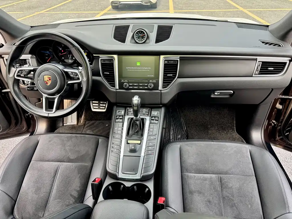 Porsche Macan 2018 — фото 12
