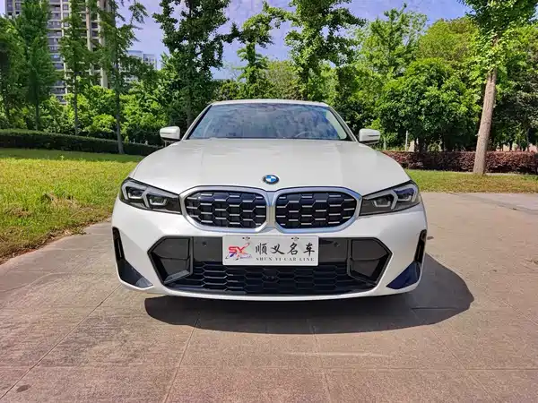 BMW 3 Series 2024