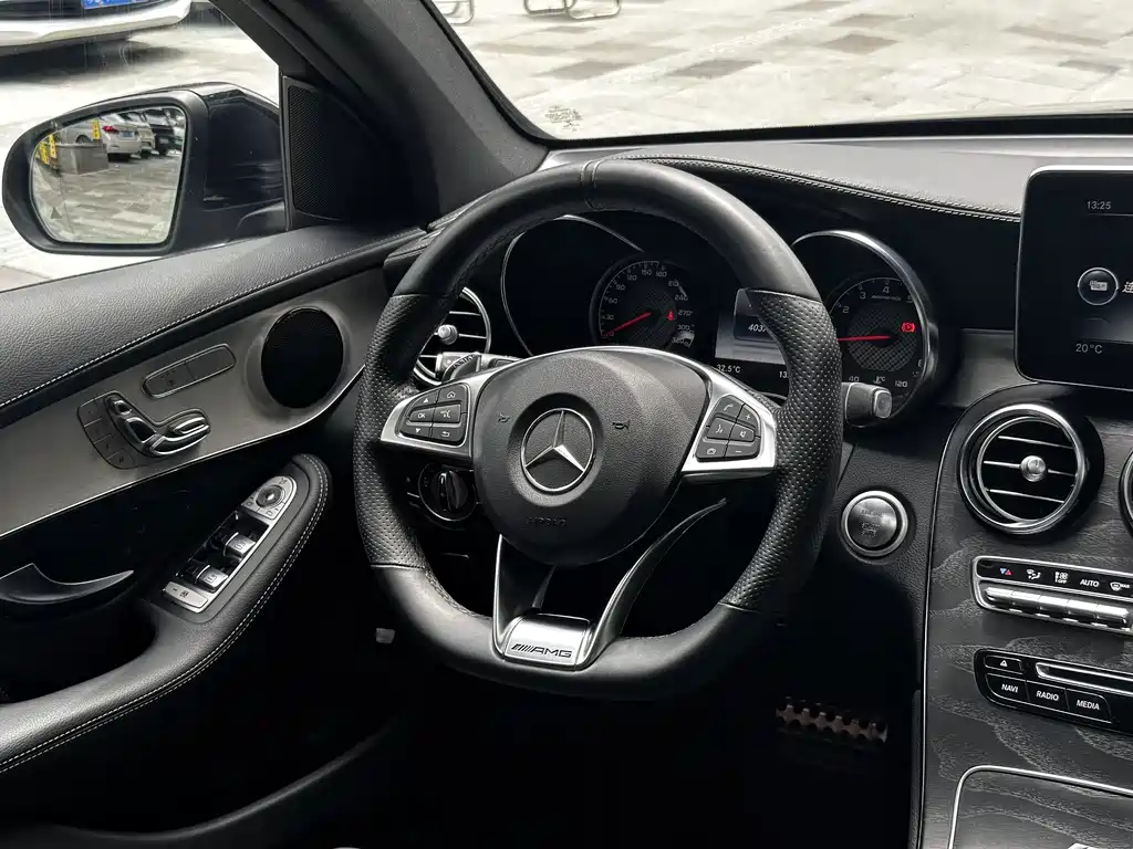 Mercedes-Benz GLC Coupe AMG 2018 — фото 9