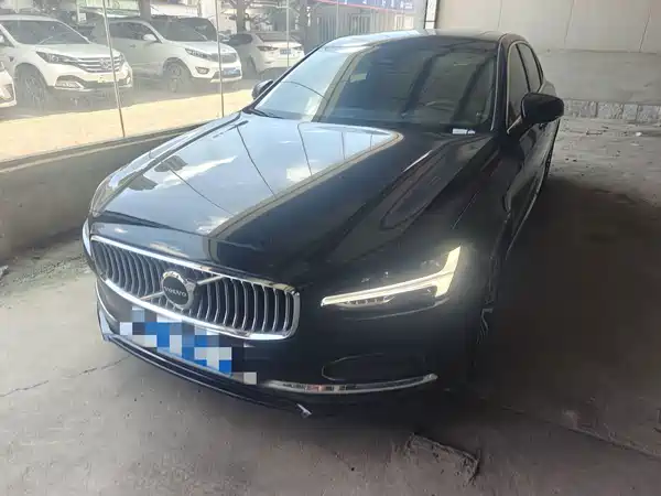 Volvo S90 2023