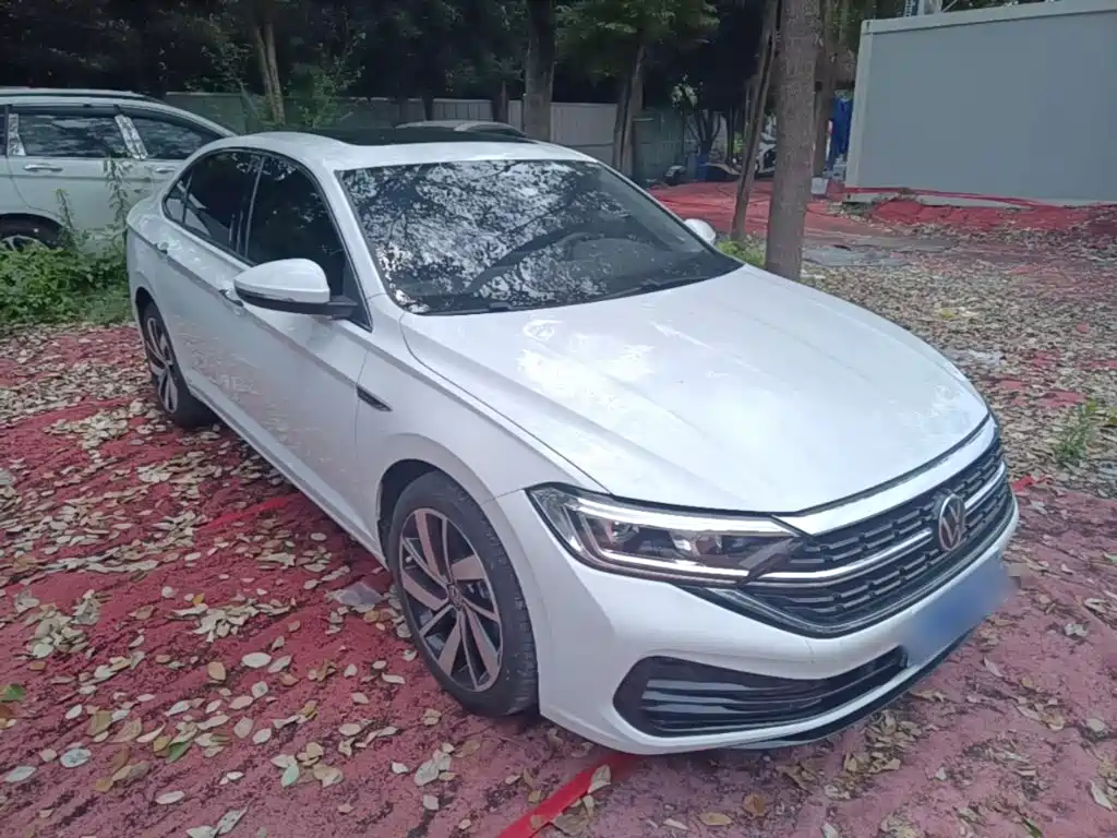 Volkswagen Sagitar 2025