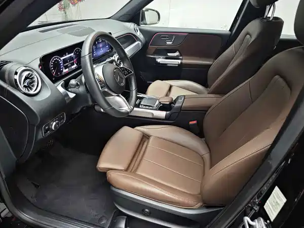 Mercedes-Benz GLB 2024