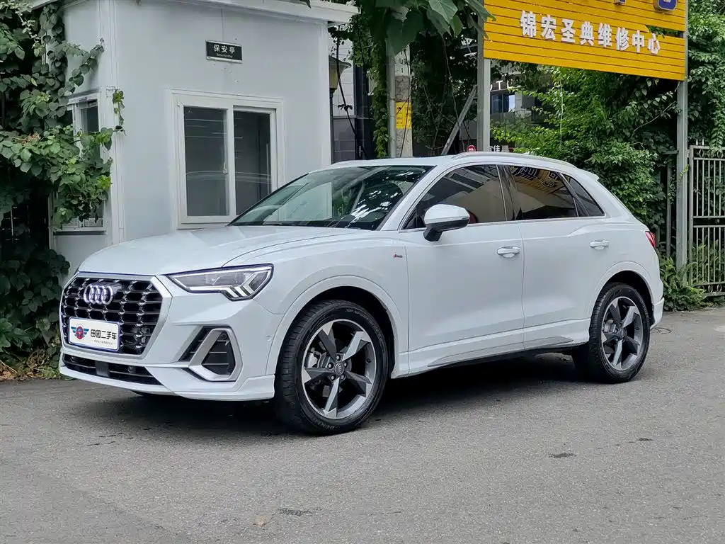 Audi Q3 2021