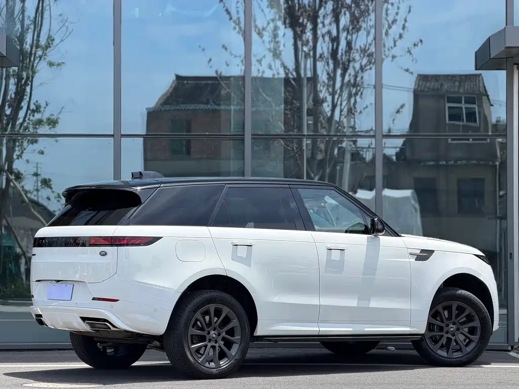 Land Rover Range Rover Sport 2024 — фото 5