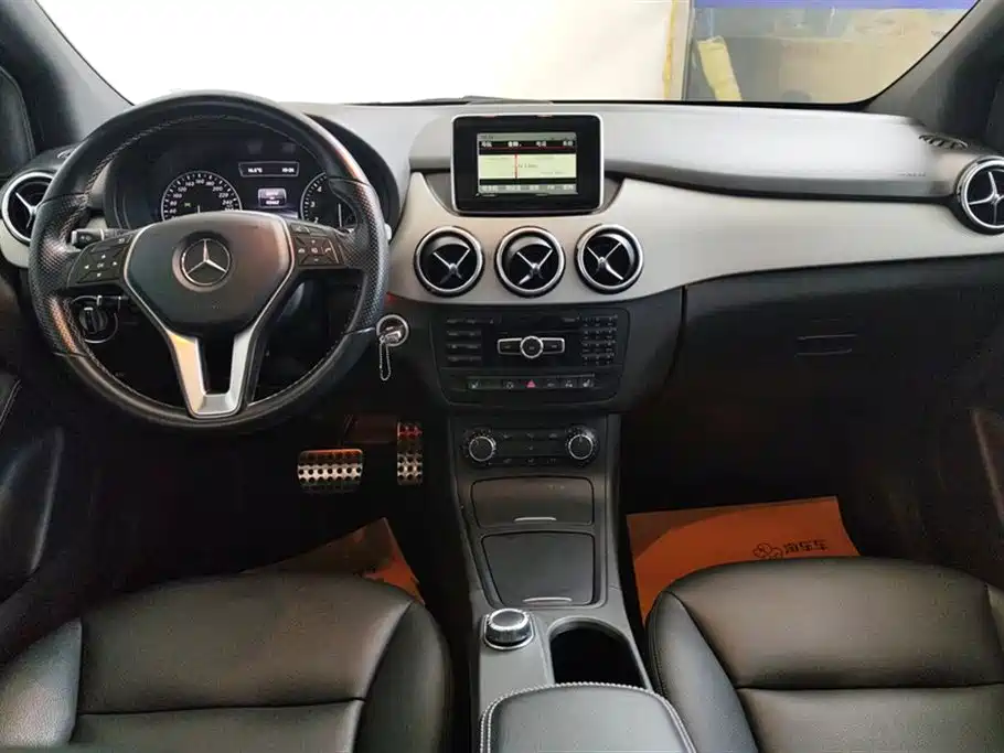 Mercedes-Benz B-Class 2014 — фото 12