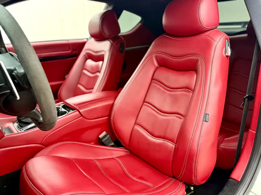 Maserati GranTurismo 2013 — фото 16