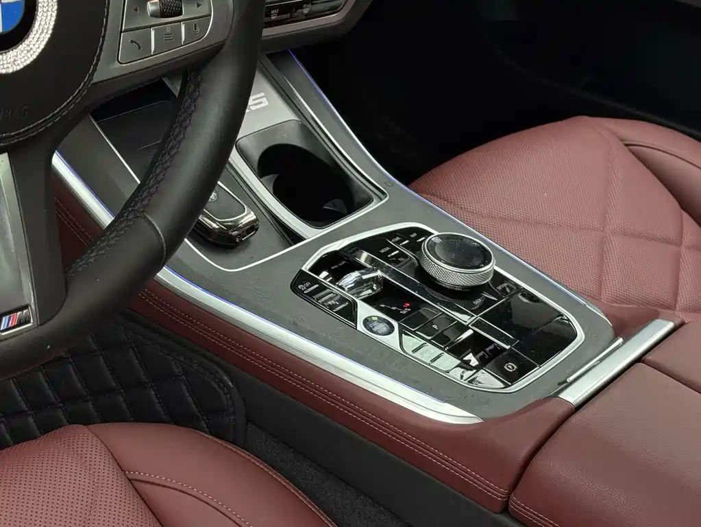 BMW X5 2025 — фото 19