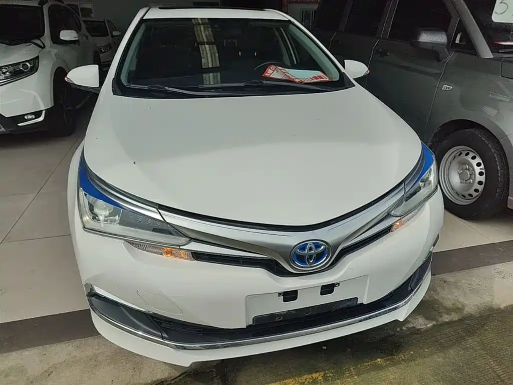 Toyota Corolla 2019 — фото 3