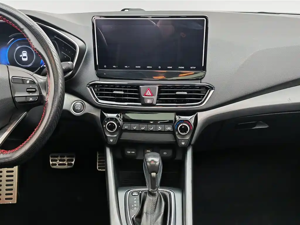 Hyundai Fista 2019 — фото 12