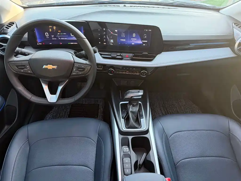 Chevrolet Monza 2023 — фото 10
